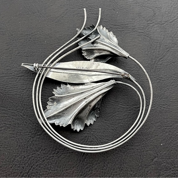 Huge vintage sterling silver Artisan made flower brooch pin - Picture 6 of 10